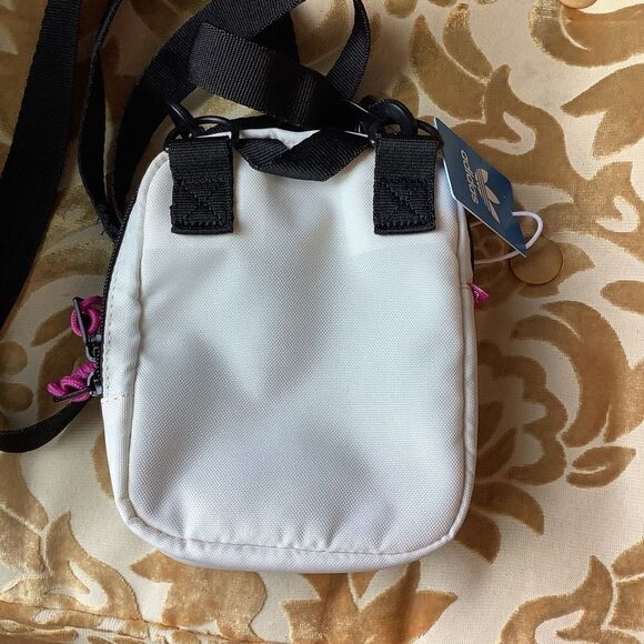 NWT ❤️ Adidas Utility Crossbody 🌈🦄🏳️🌈 - Picture 4 of 11